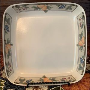 Mikasa Garden Harvest Square Baker